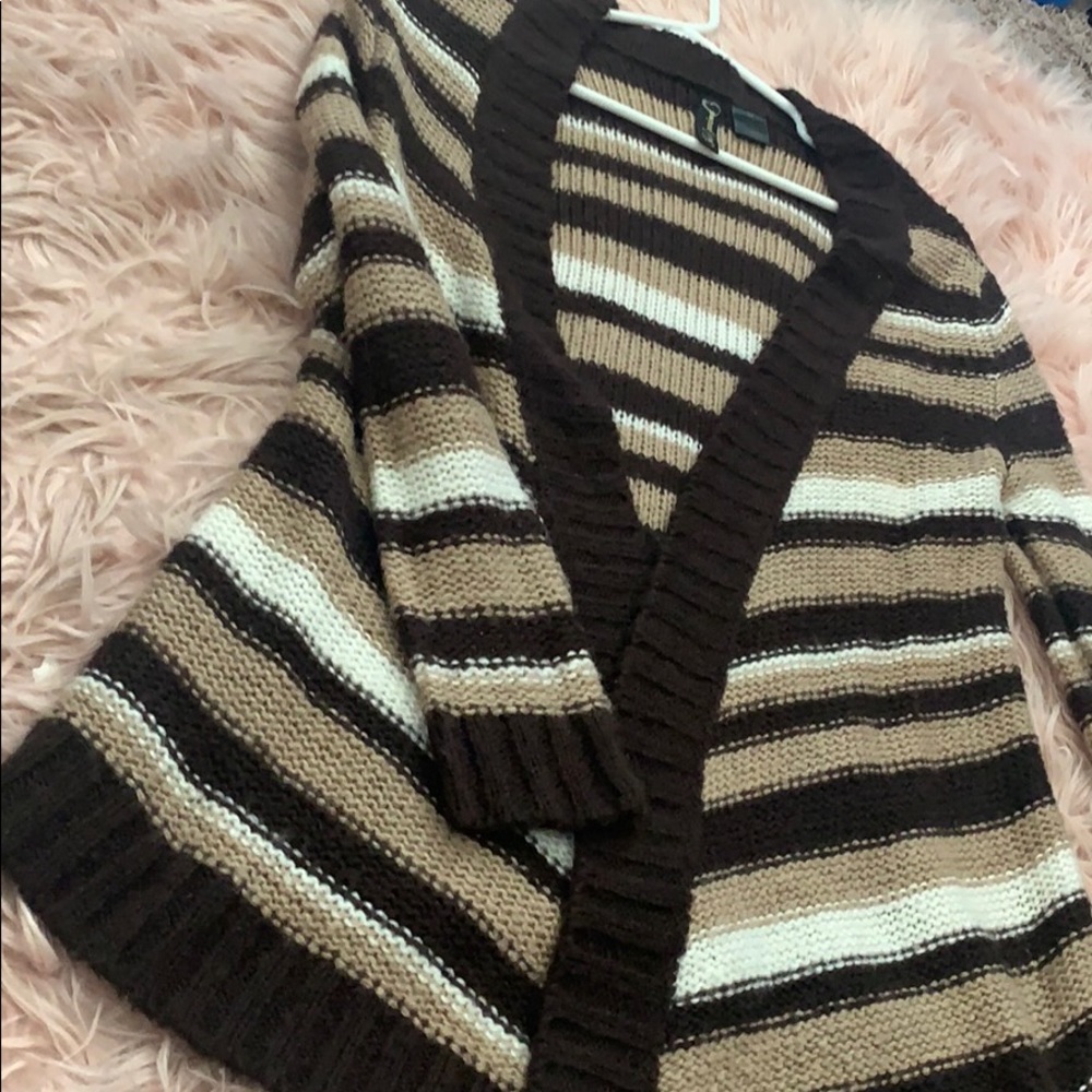 Cardigan - Picture 2 of 2